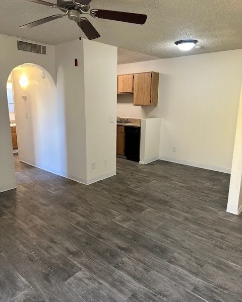 Silverado Apartments junior dining area